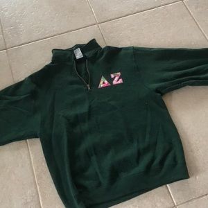 DELTA ZETA sweatshirt!